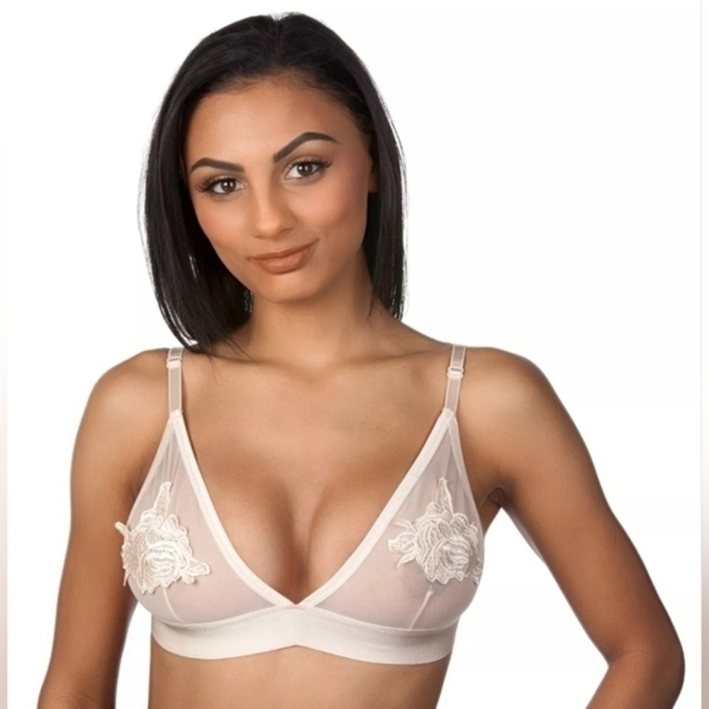Elegant Cream Lace Bralette
